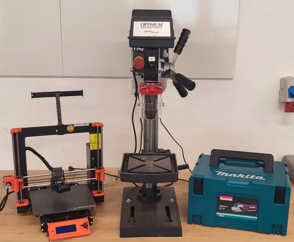 © St. Josef 2025 
3D-Drucker, Tischbohrmaschine,